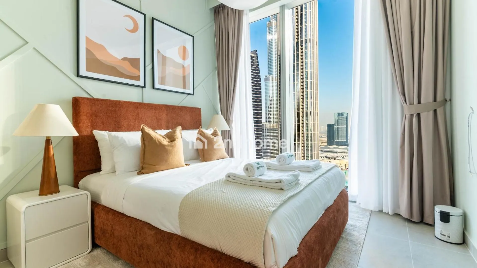 Unit Overlooking Burj Khalifa And Fountain View Dubai United Arab Emirates
