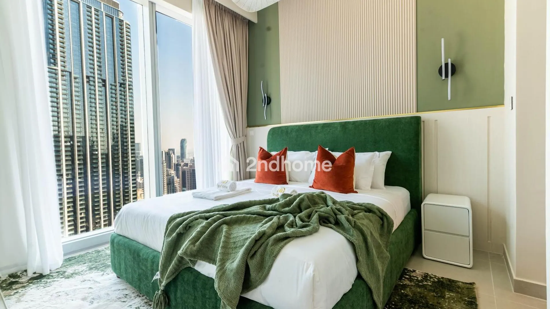 Unit Overlooking Burj Khalifa And Fountain View Dubai