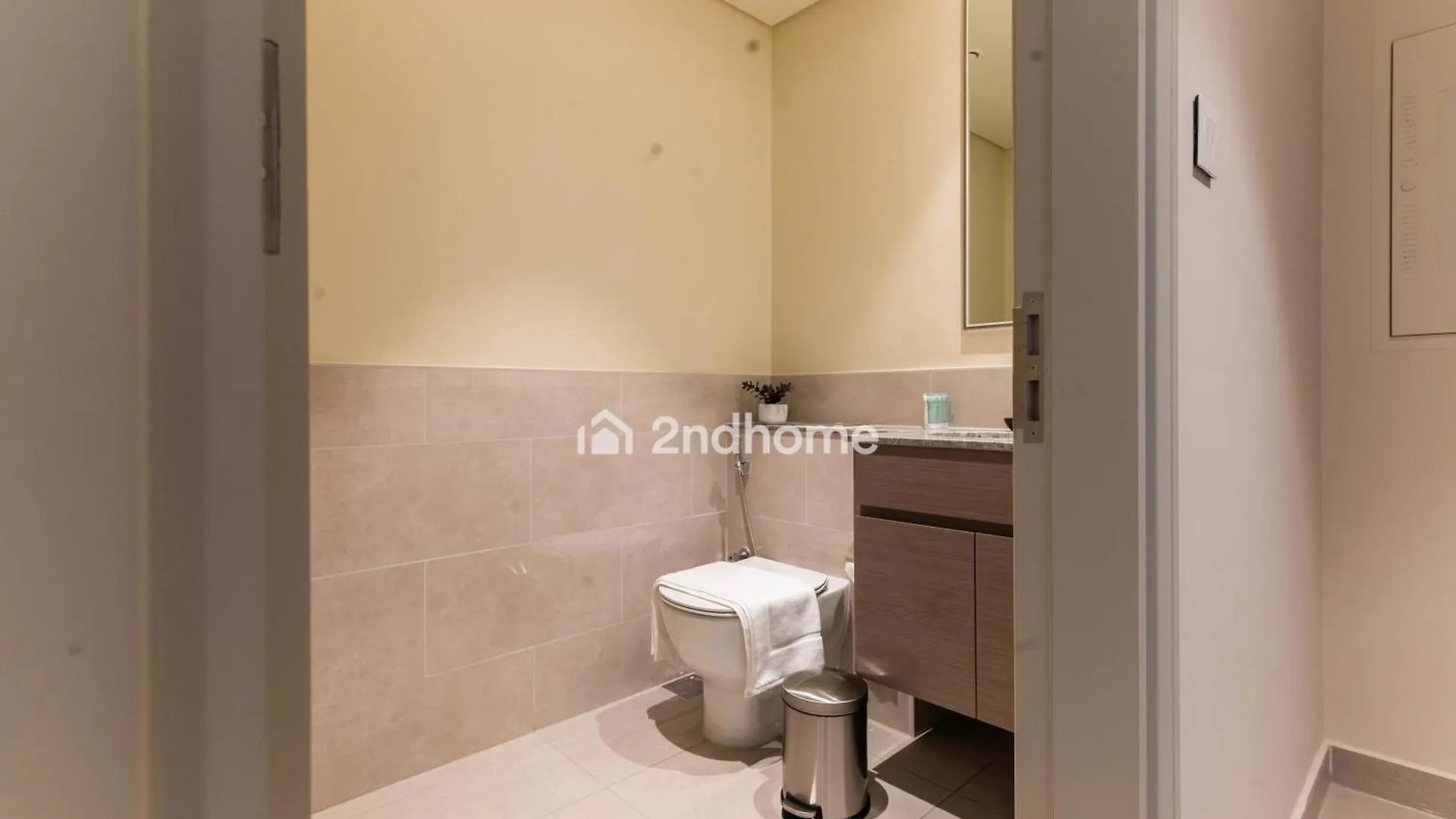 Apartment Unit Overlooking Burj Khalifa And Fountain View Dubai